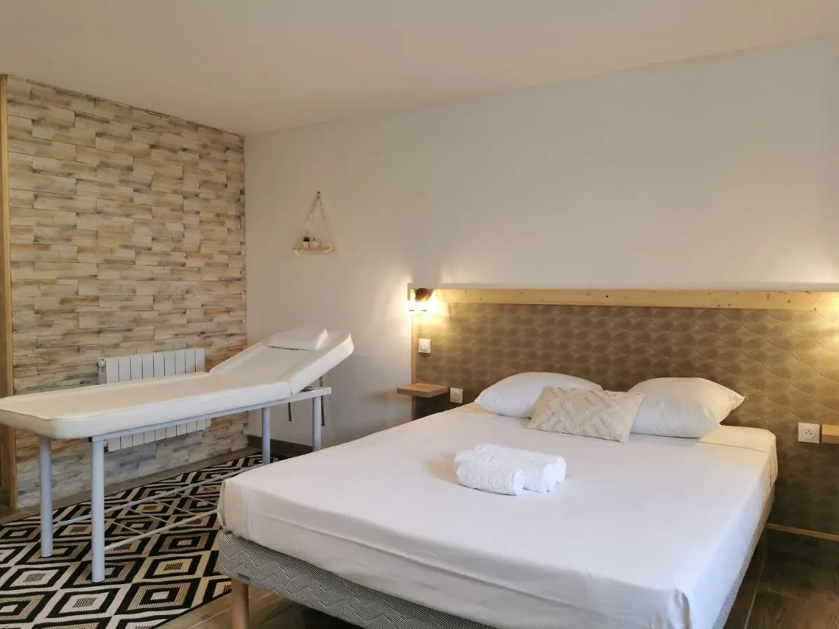 Apartment Le Temps D'Une Pause, Jacuzzi Et Table De Massage Saint-Maurice-l'Exil France